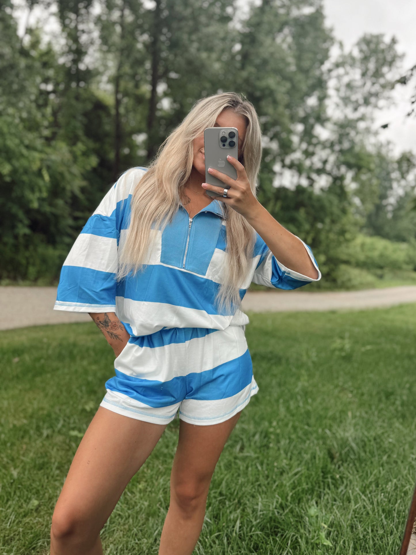 The Lake Day Set