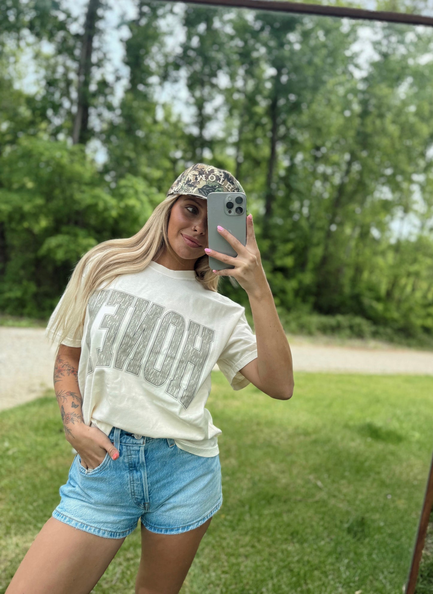 Bottomland Honey Tee